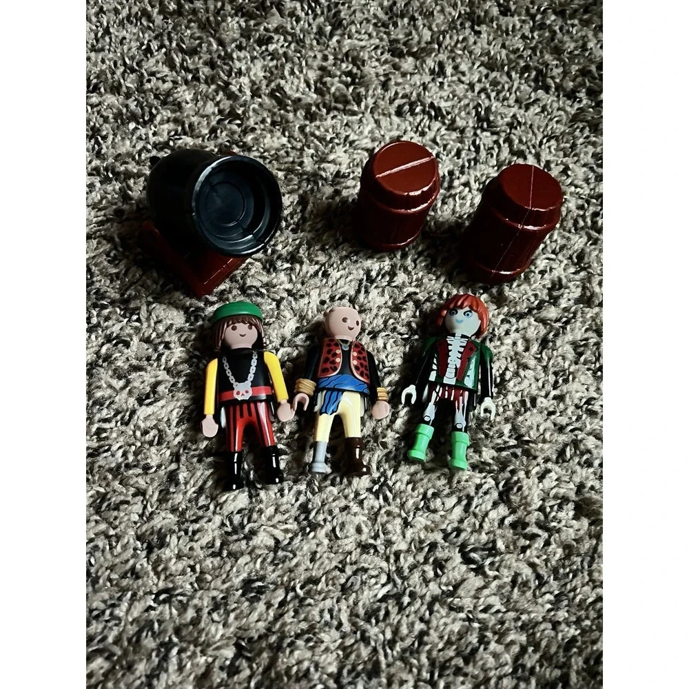 Playmobil pirate figures lot